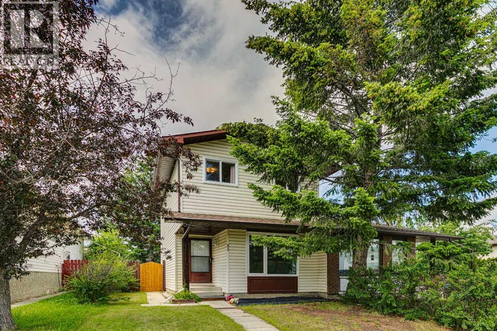 Photo 1 of 85 Cedardale Crescent Sw, Calgary AB