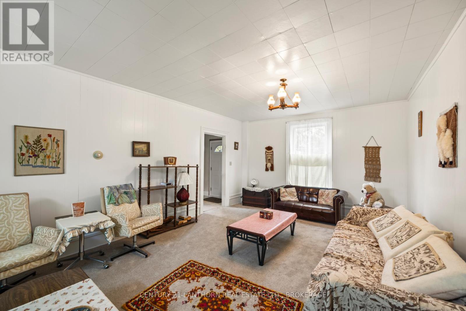 Photo 24 of 38 Fitchett Road, Greater Napanee ON