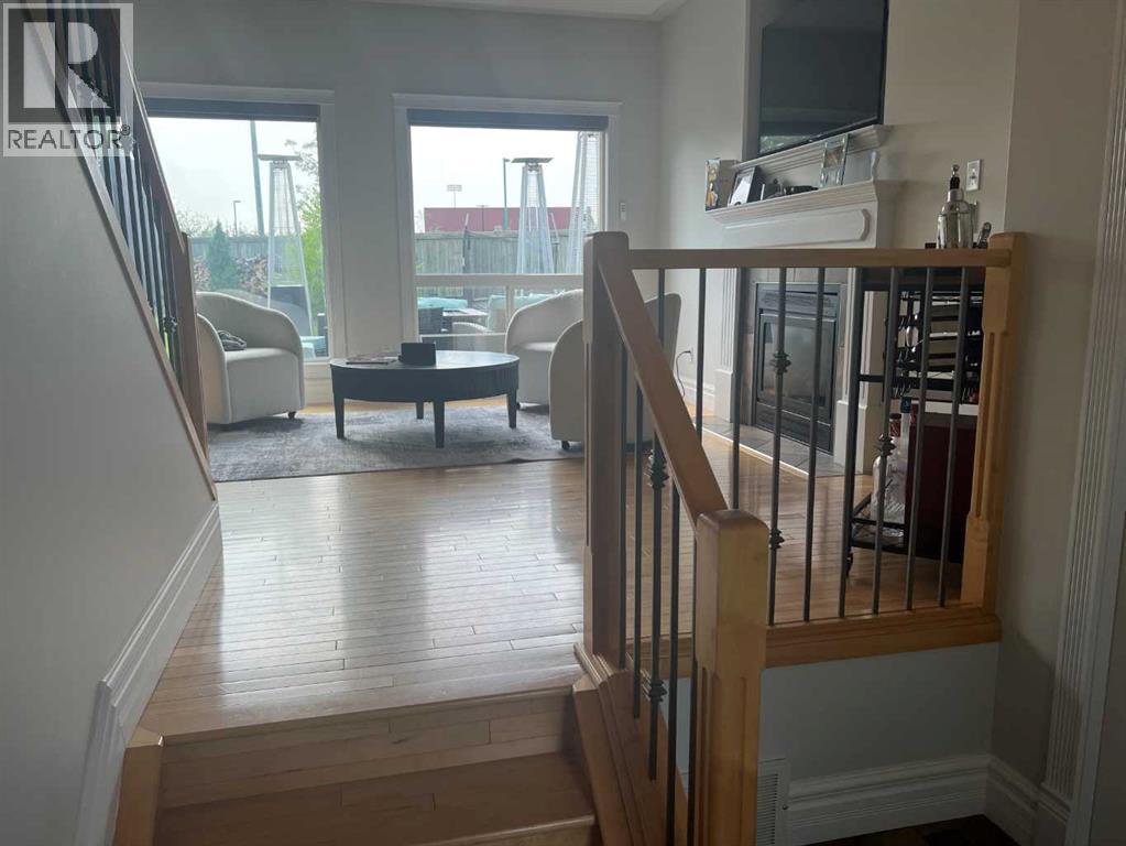 Photo 2 of 146 Plamondon Way, Fort Mcmurray AB