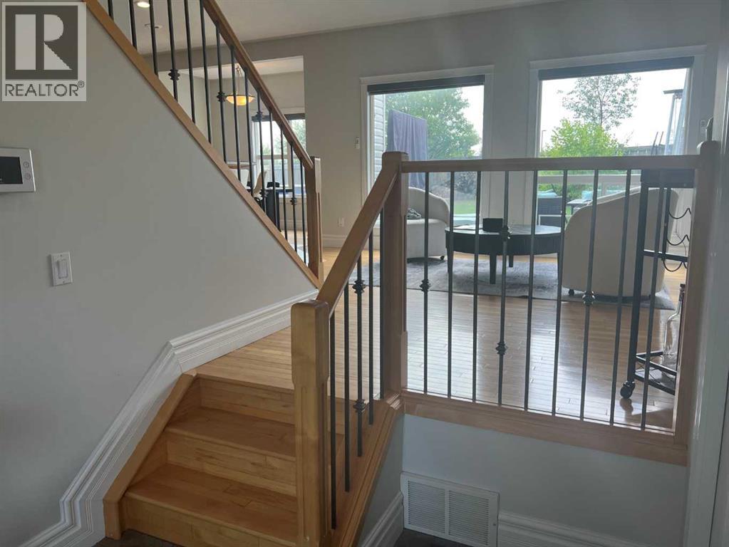 Photo 3 of 146 Plamondon Way, Fort Mcmurray AB