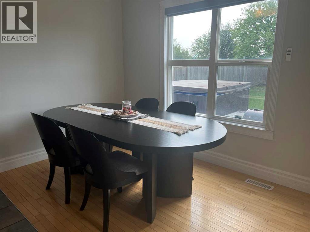 Photo 13 of 146 Plamondon Way, Fort Mcmurray AB