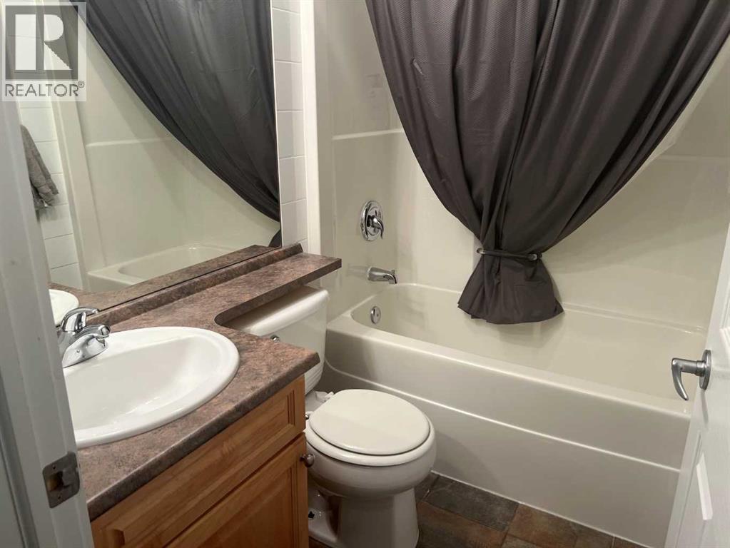 Photo 18 of 146 Plamondon Way, Fort Mcmurray AB