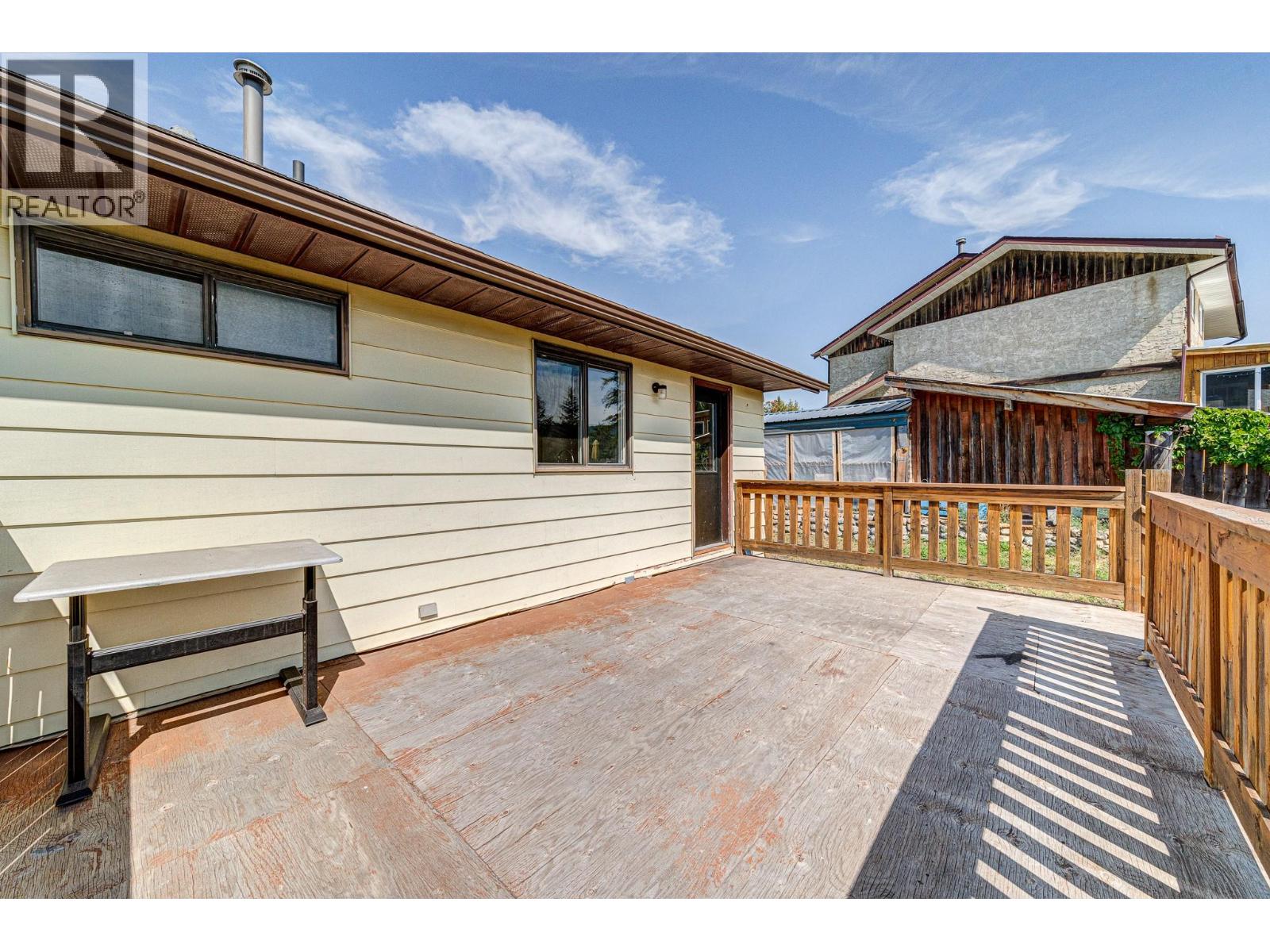 Photo 35 of 732 Balmer Crescent, Elkford BC