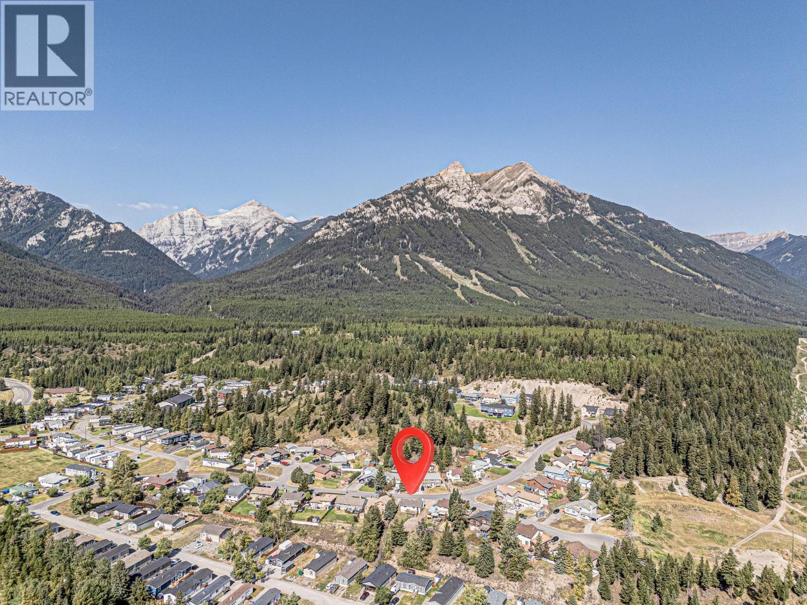 Photo 65 of 732 Balmer Crescent, Elkford BC