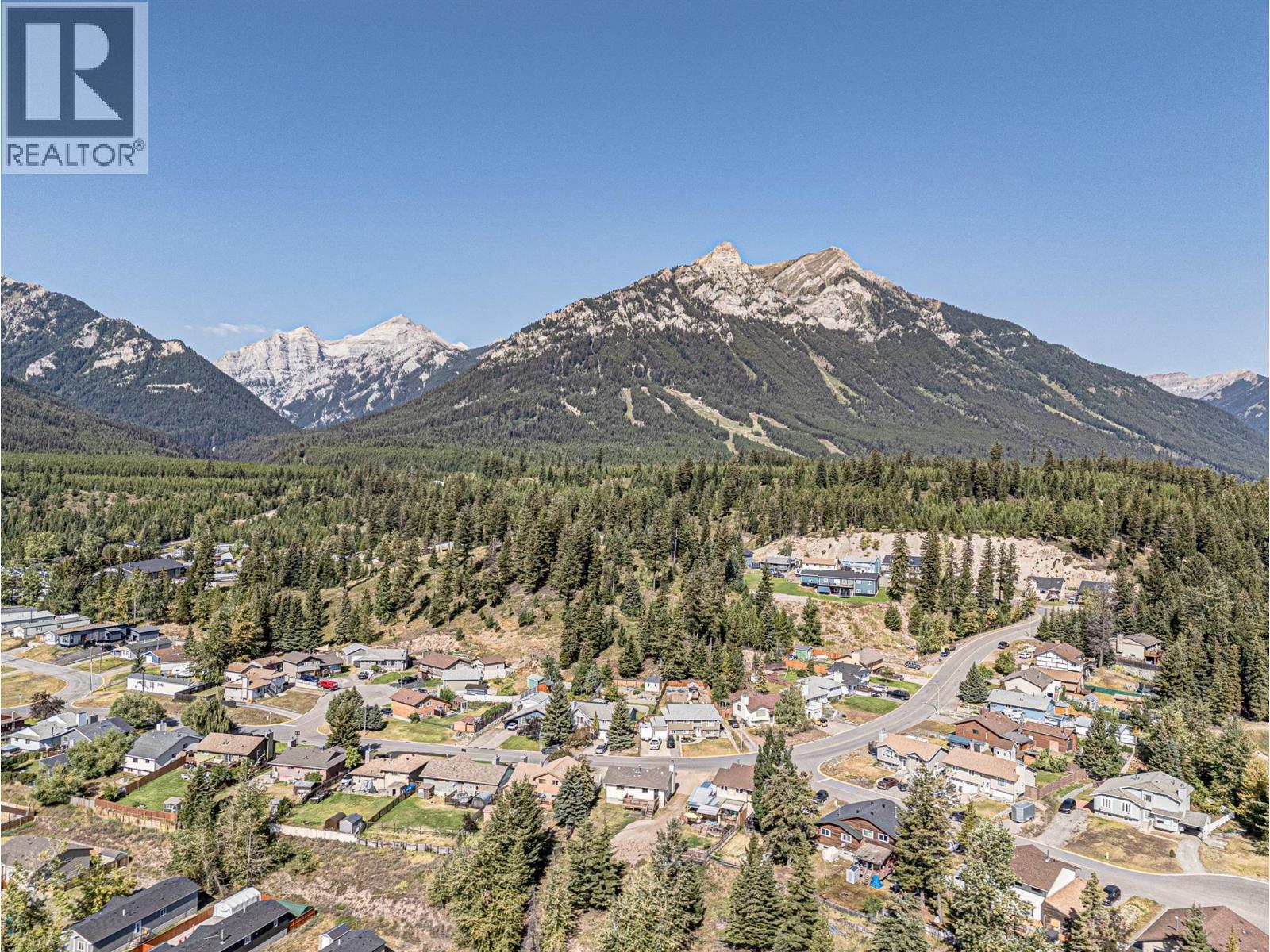 Photo 64 of 732 Balmer Crescent, Elkford BC