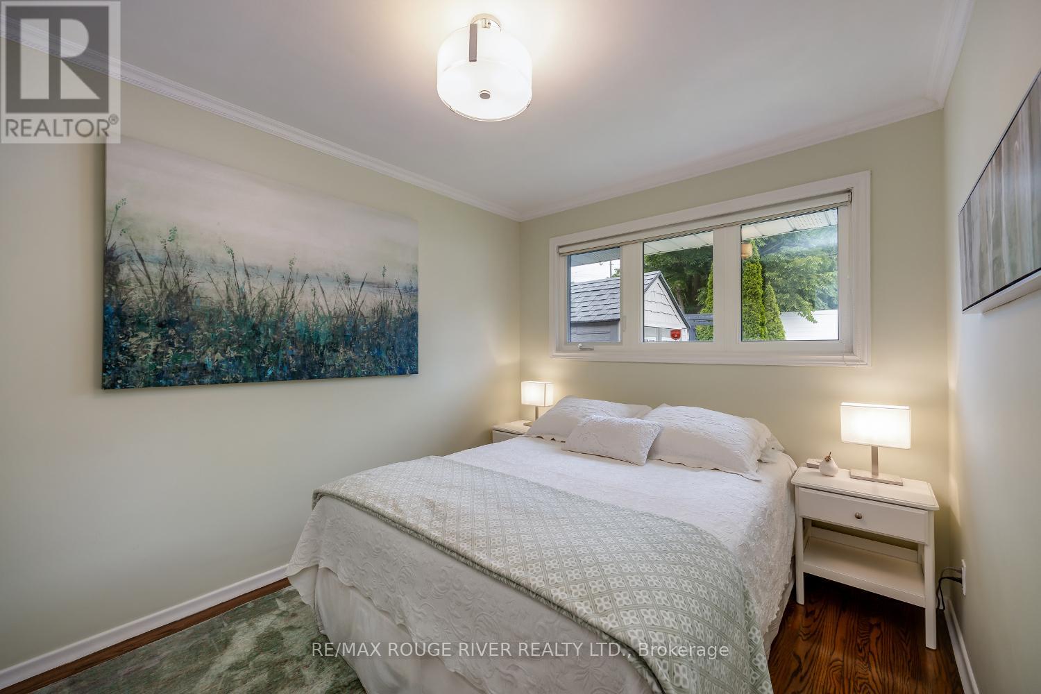 Photo 21 of 129 Briar Court, Oshawa ON