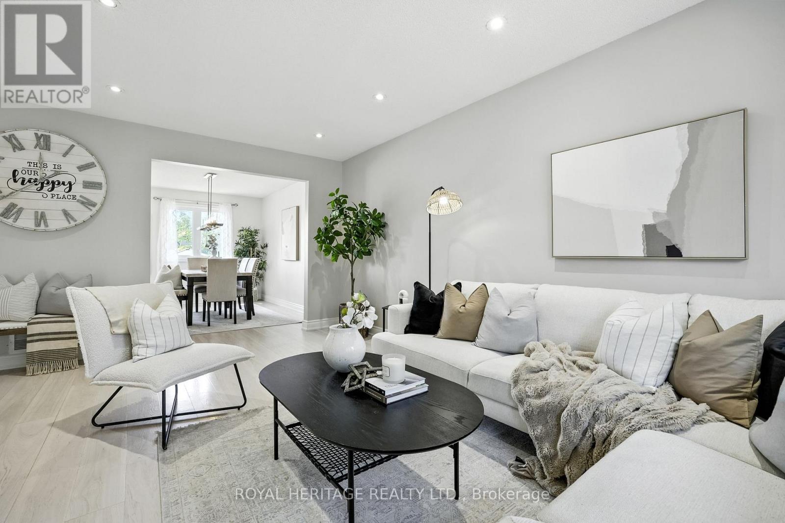Photo 10 of 85 Pinedale Crescent, Clarington ON