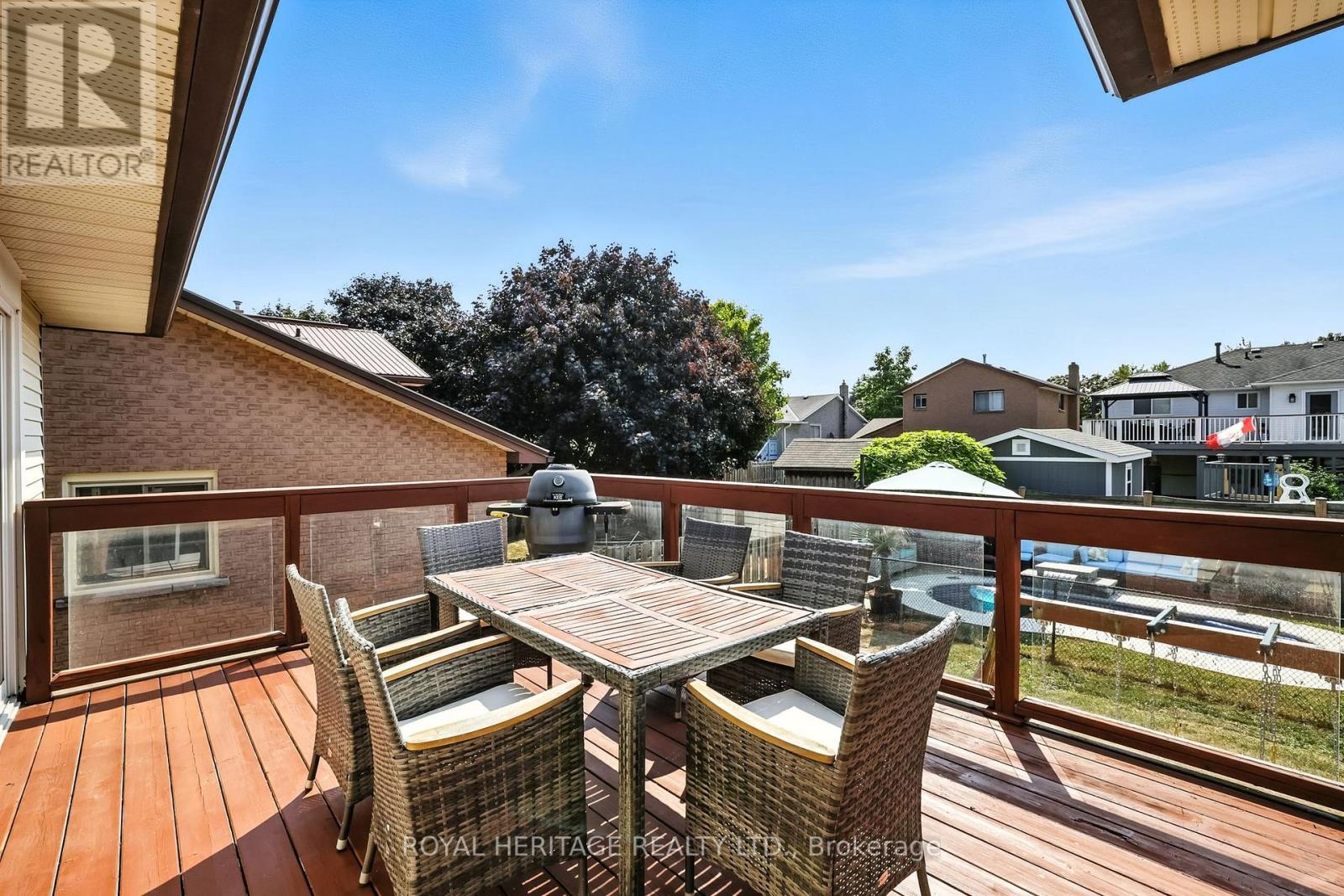 Photo 26 of 85 Pinedale Crescent, Clarington ON