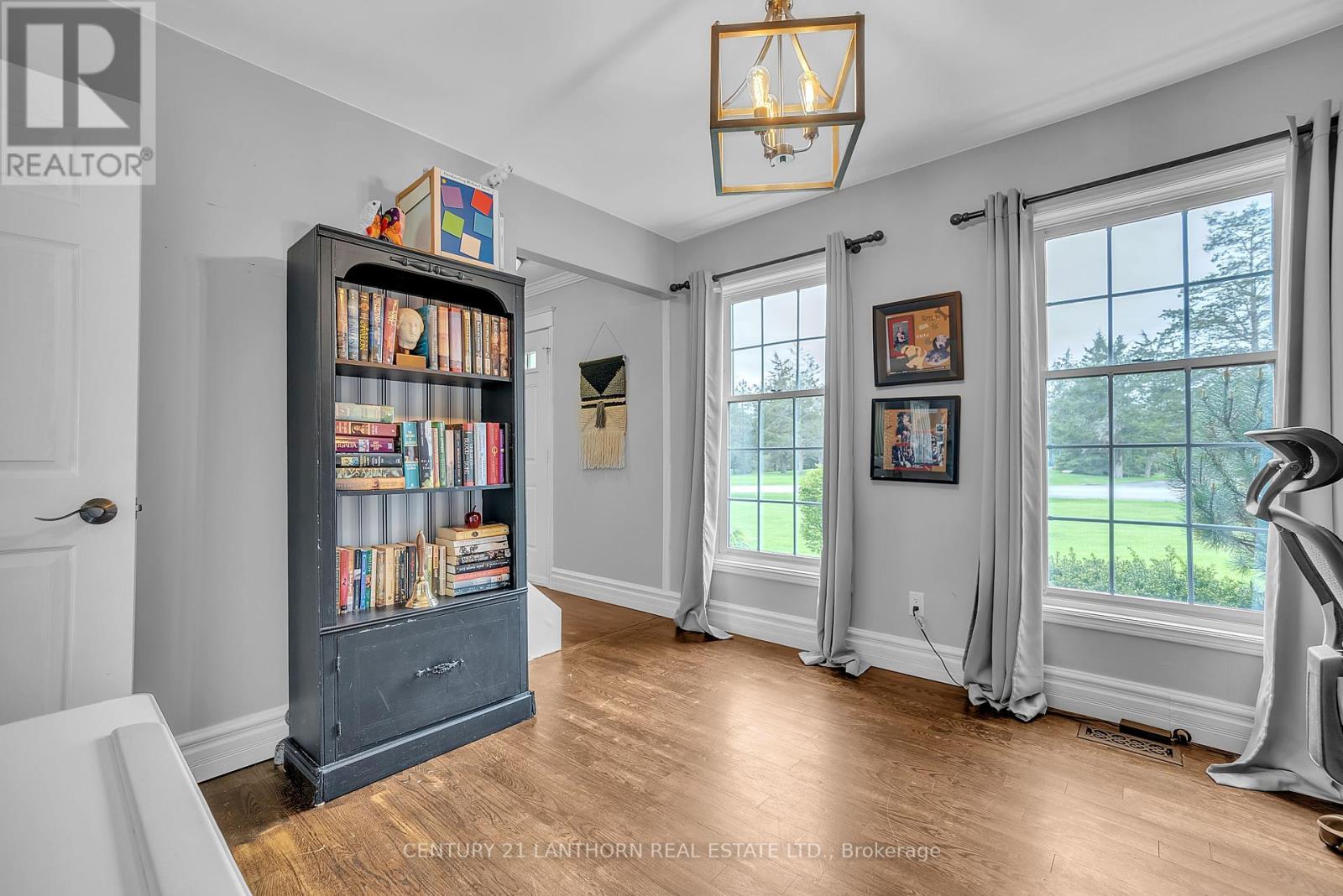 Photo 11 of 66 Oneill Drive, Belleville ON