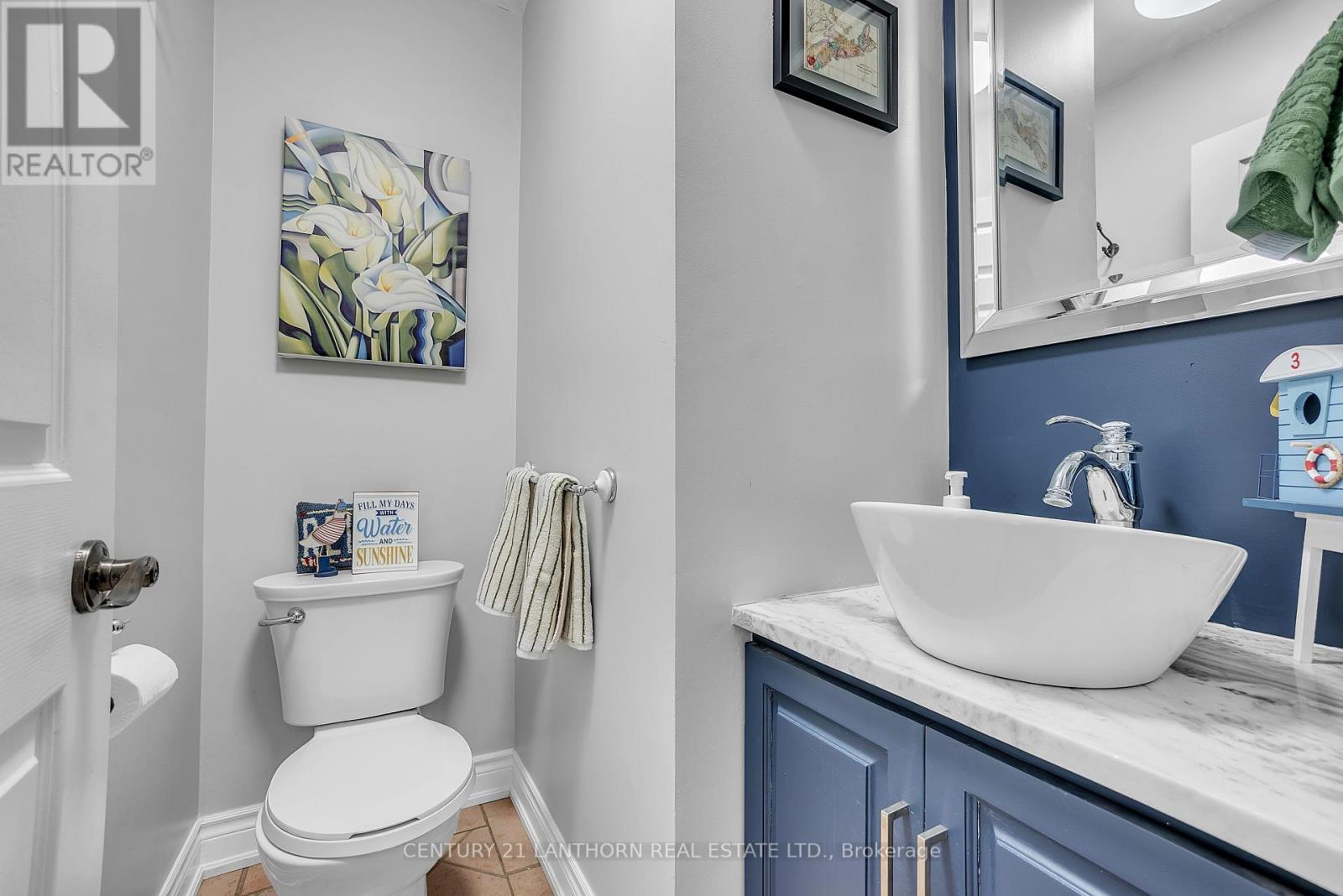 Photo 16 of 66 Oneill Drive, Belleville ON