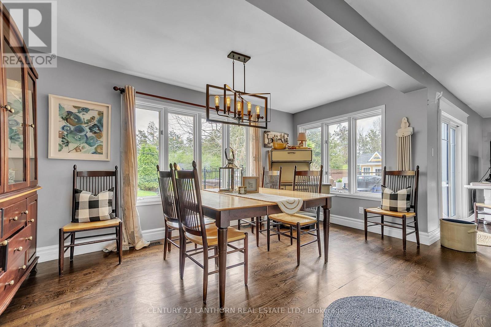 Photo 18 of 66 Oneill Drive, Belleville ON