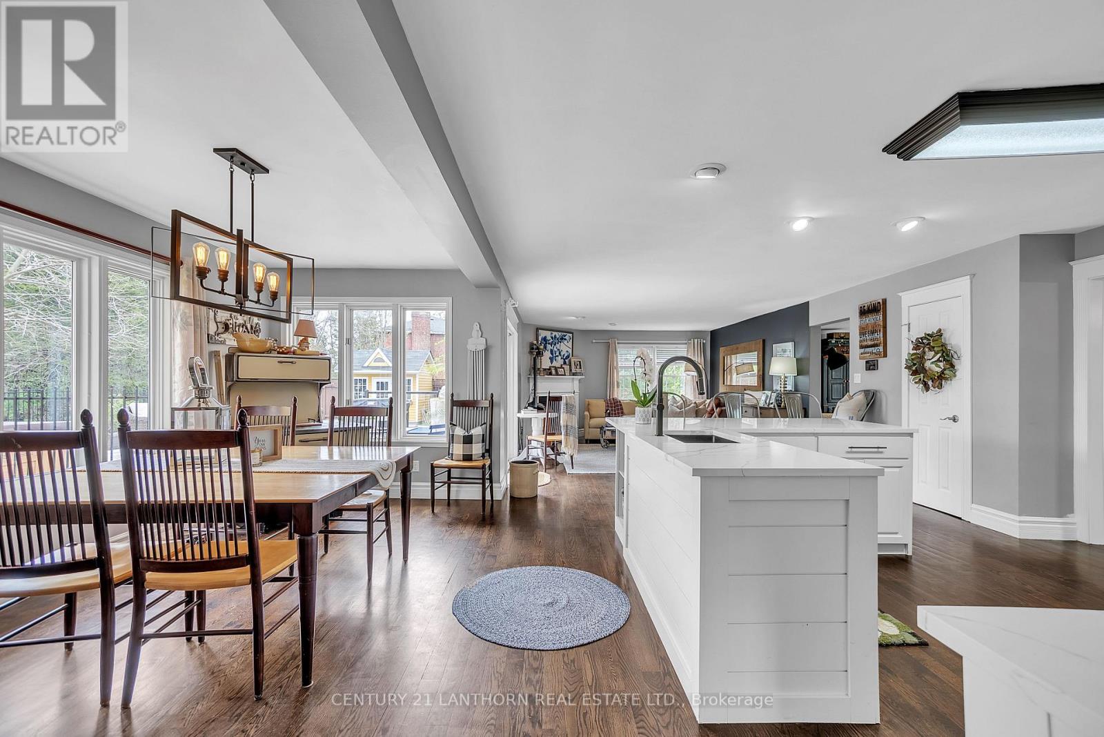 Photo 19 of 66 Oneill Drive, Belleville ON