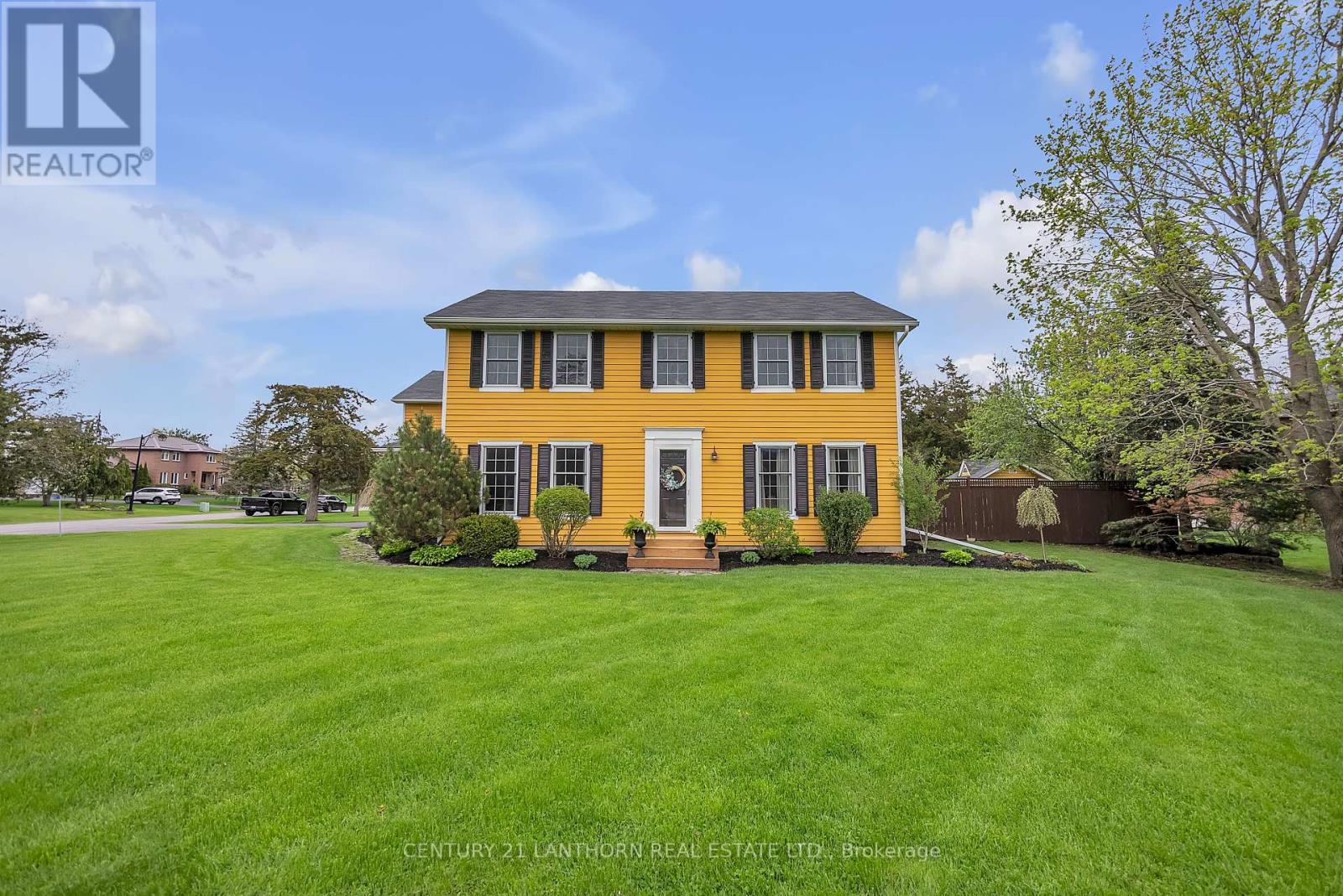 Photo 4 of 66 Oneill Drive, Belleville ON