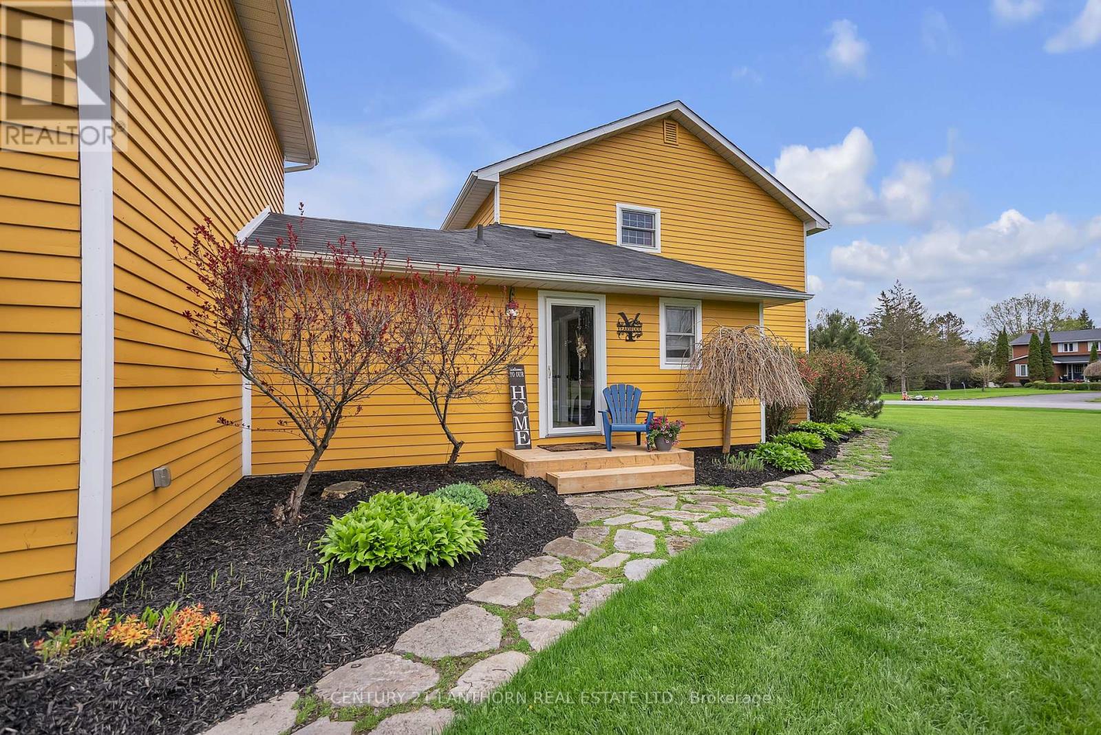 Photo 5 of 66 Oneill Drive, Belleville ON