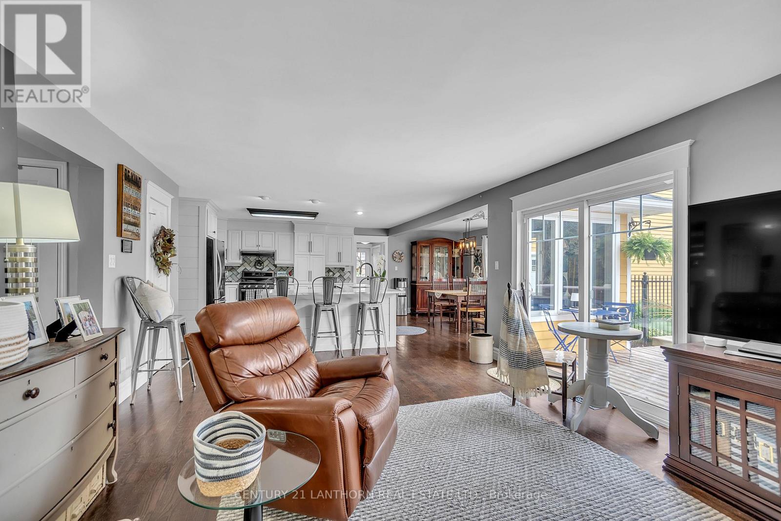 Photo 7 of 66 Oneill Drive, Belleville ON
