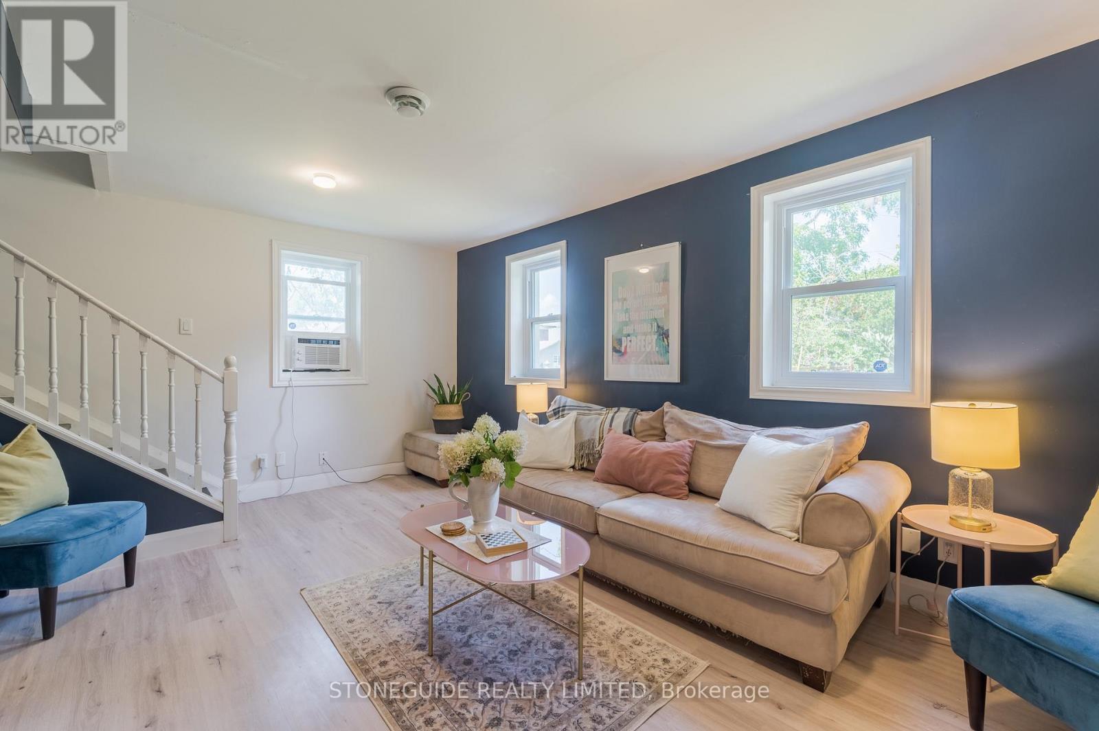 Photo 10 of 76 Doxsee Avenue S, Trent Hills ON