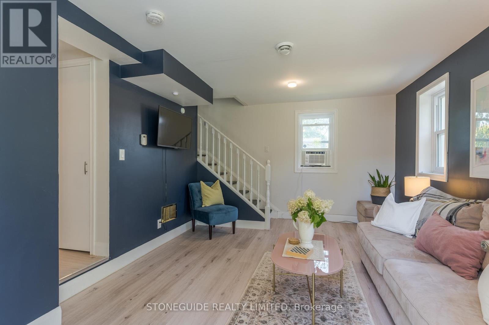 Photo 15 of 76 Doxsee Avenue S, Trent Hills ON