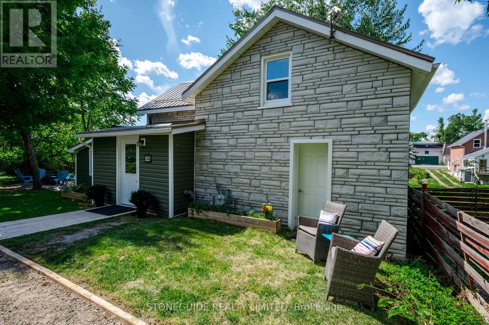 Photo 28 of 76 Doxsee Avenue S, Trent Hills ON