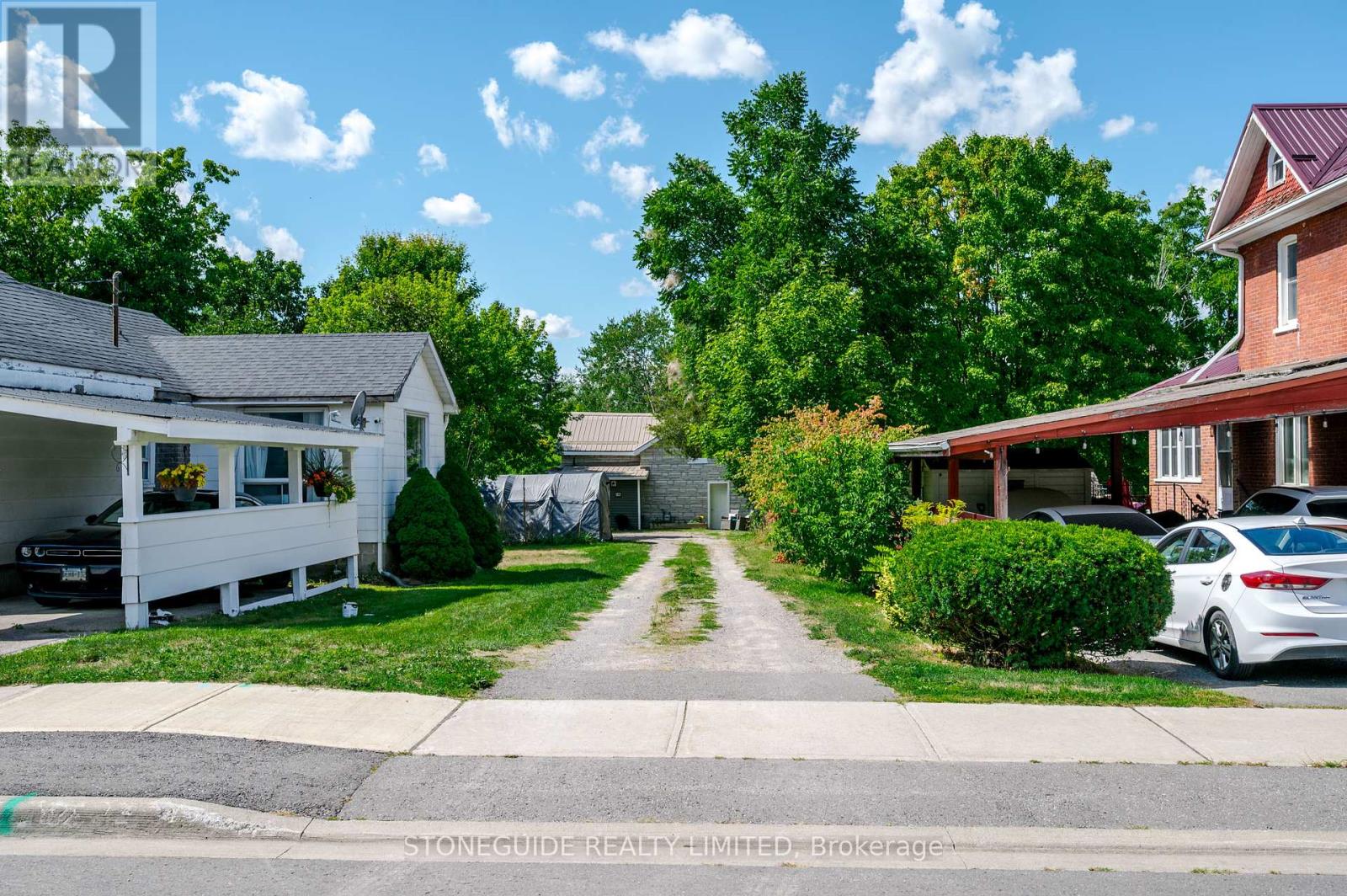 Photo 4 of 76 Doxsee Avenue S, Trent Hills ON