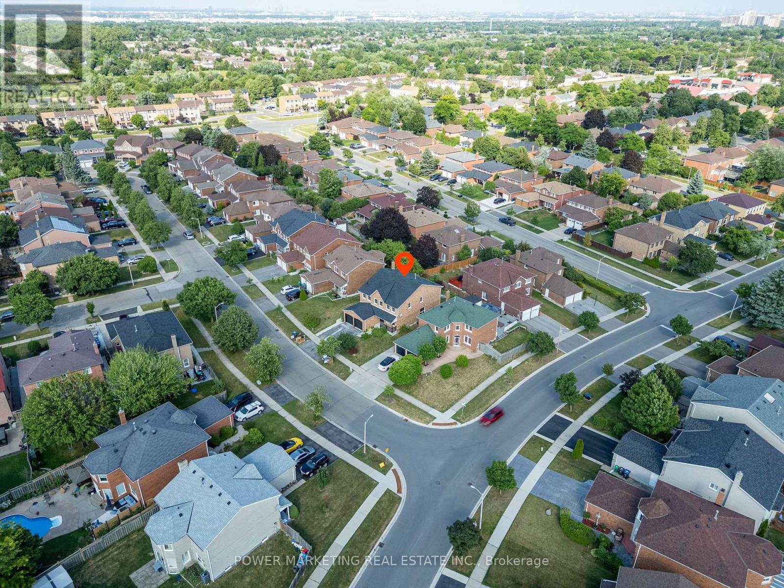 Photo 41 of 3 Newbury Crescent, Brampton ON
