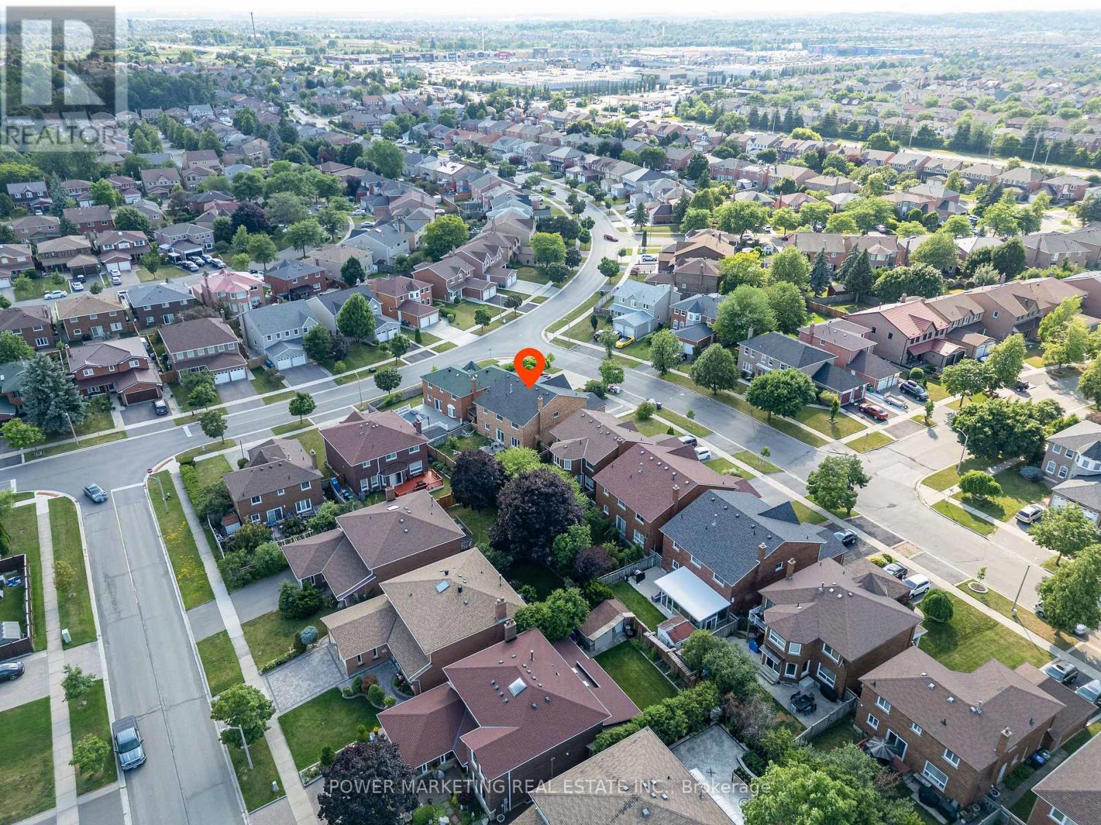Photo 43 of 3 Newbury Crescent, Brampton ON