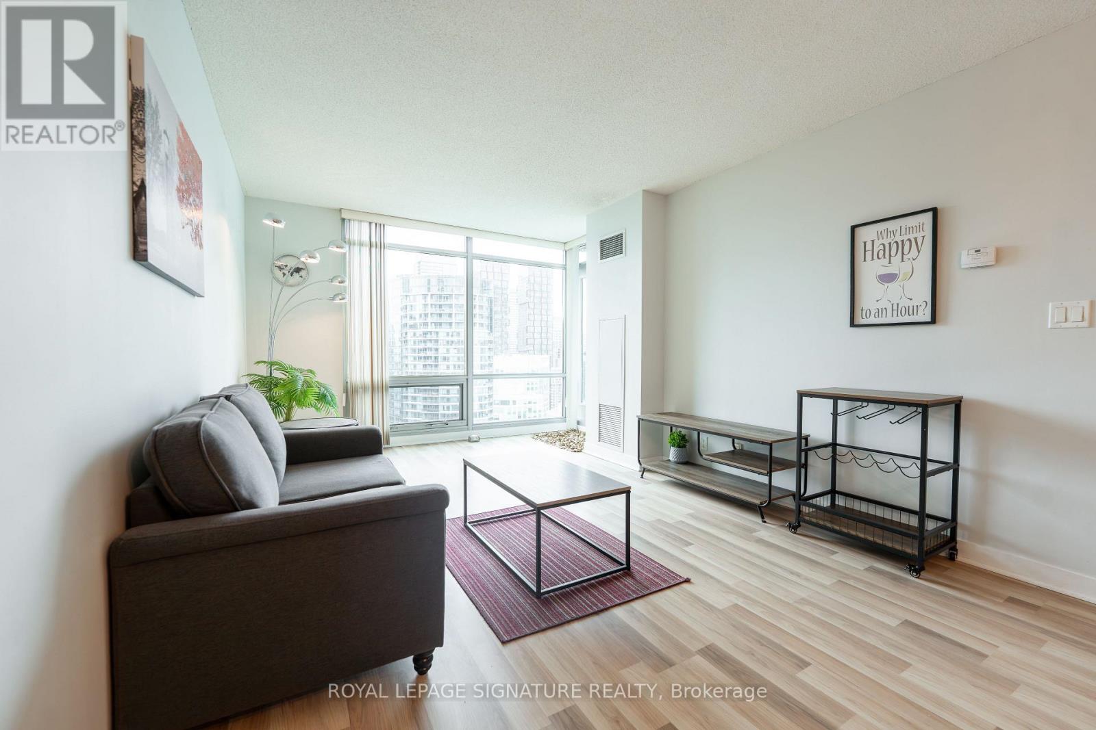 Photo 11 of 3011 81 Navy Wharf Court, Toronto ON