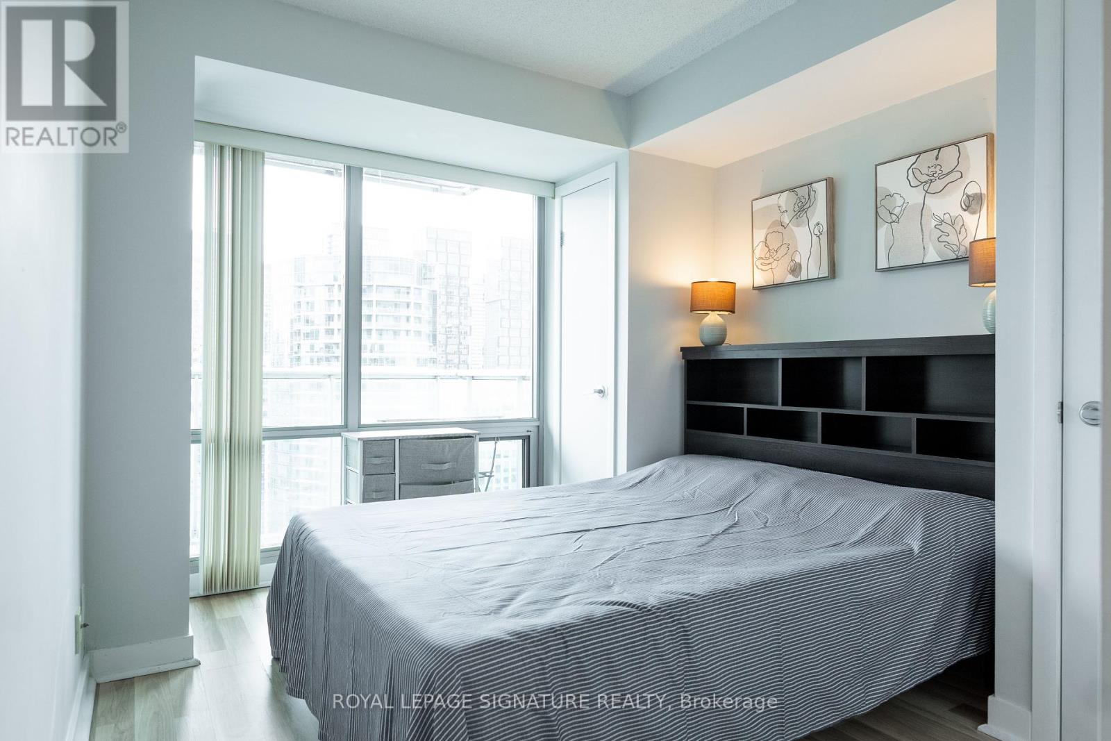 Photo 18 of 3011 81 Navy Wharf Court, Toronto ON