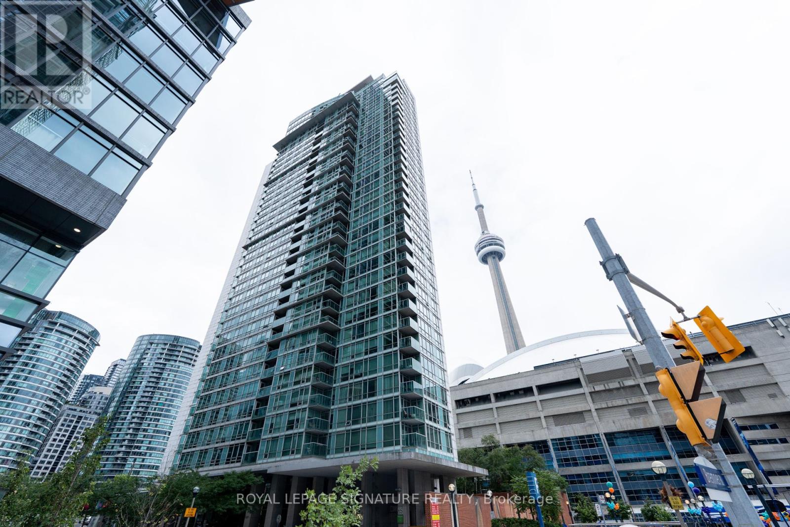 Photo 31 of 3011 81 Navy Wharf Court, Toronto ON
