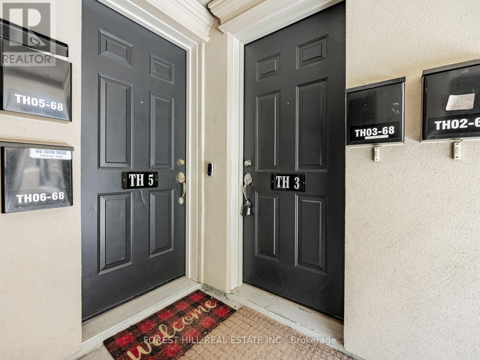 Photo 16 of Th 3 68 Carr Street, Toronto ON