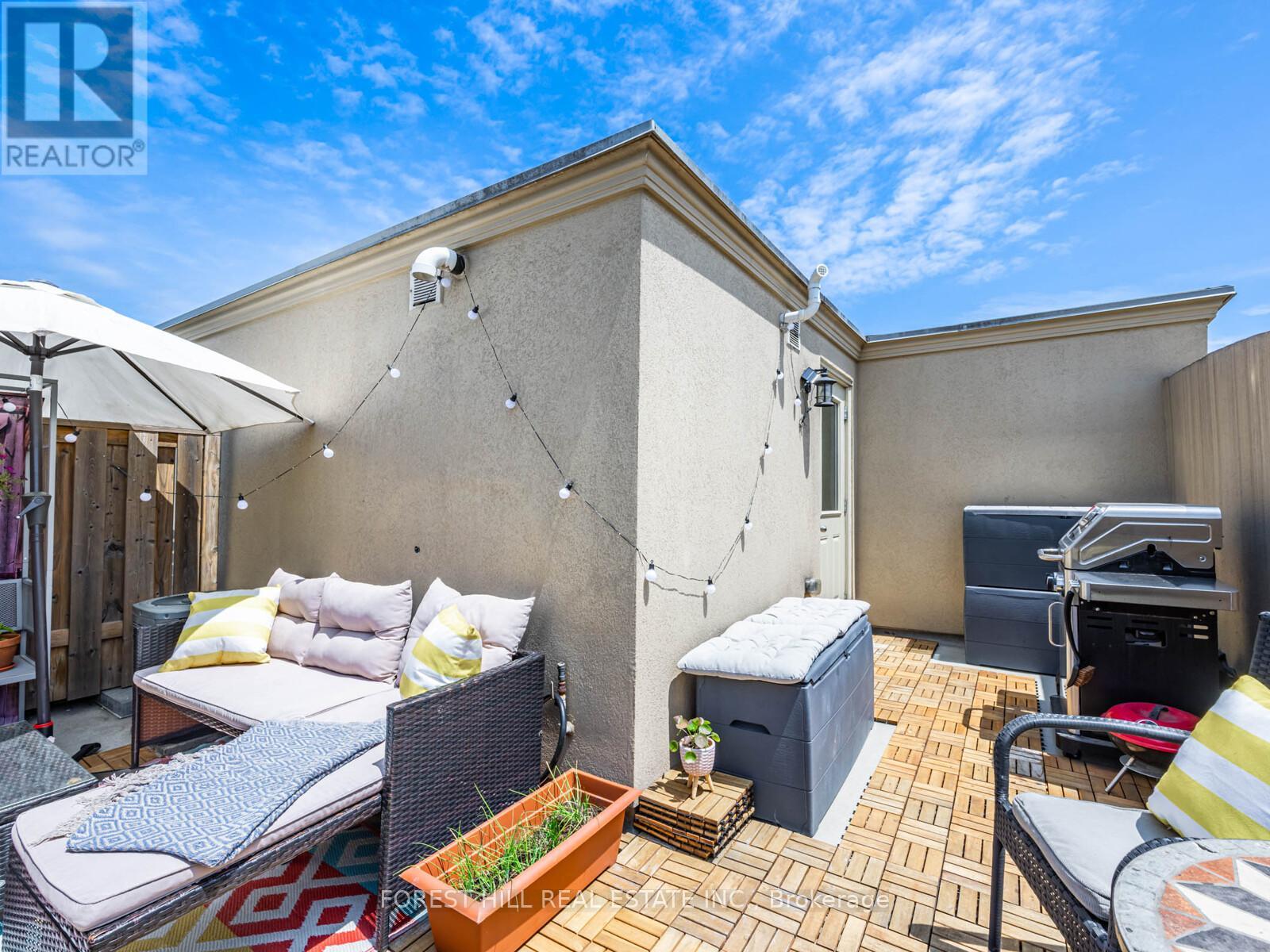 Photo 22 of Th 3 68 Carr Street, Toronto ON