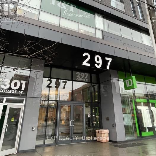 Photo 2 of 608 297 College Street, Toronto ON