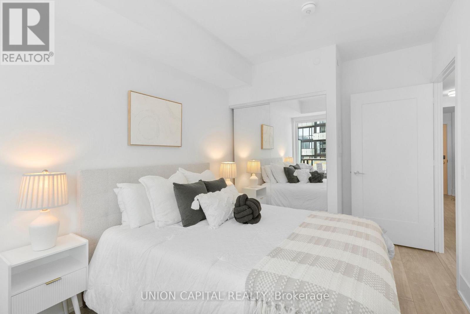 Photo 1 of 1510 480 Front Street W, Toronto ON