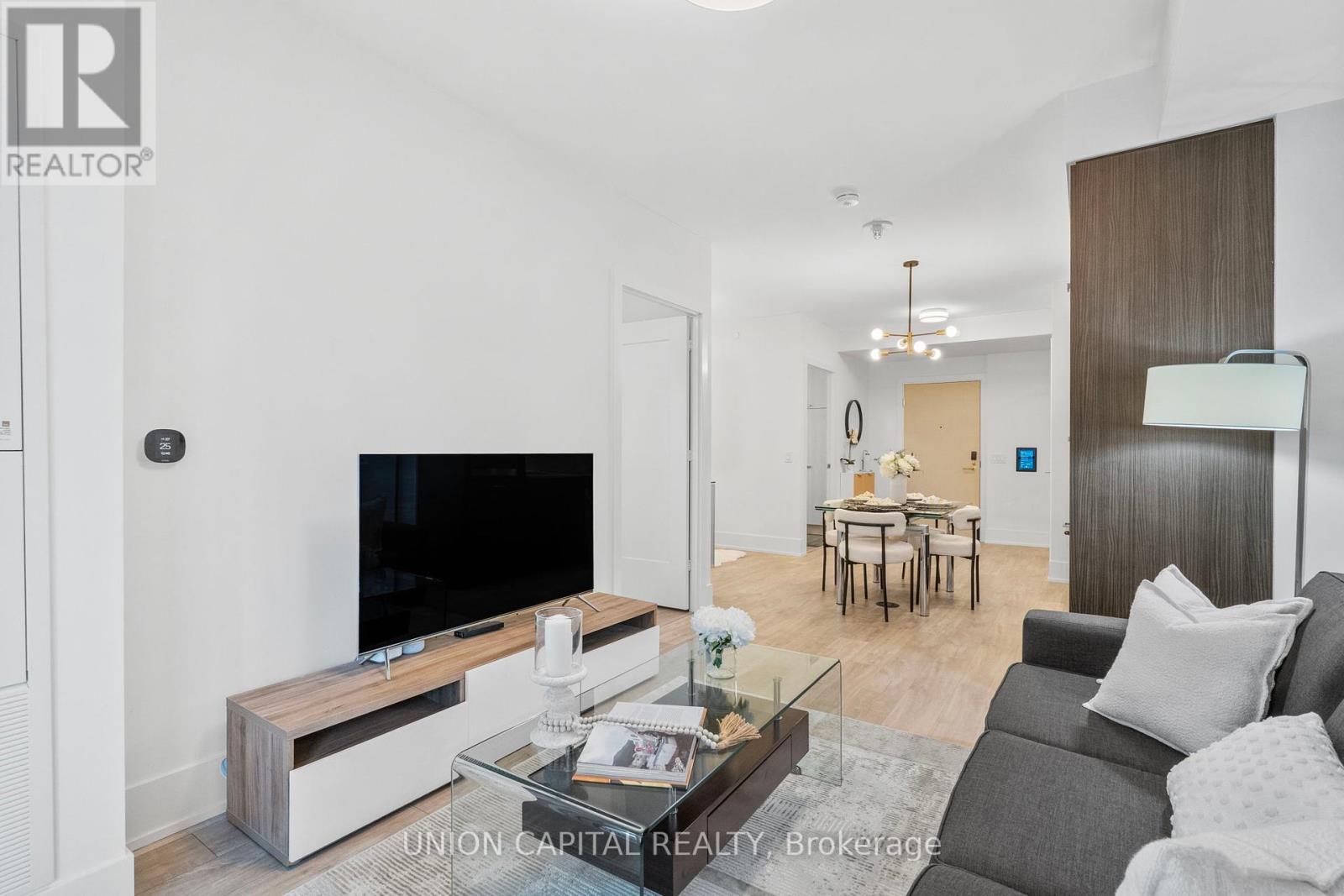 Photo 11 of 1510 480 Front Street W, Toronto ON