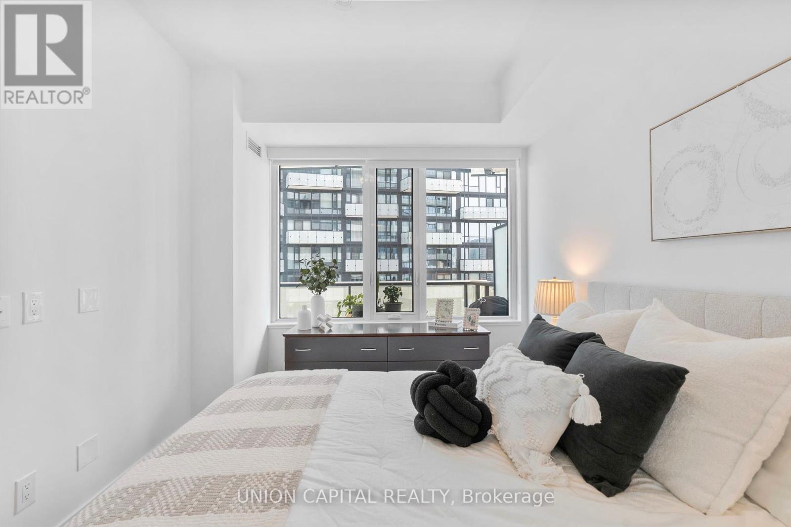 Photo 13 of 1510 480 Front Street W, Toronto ON