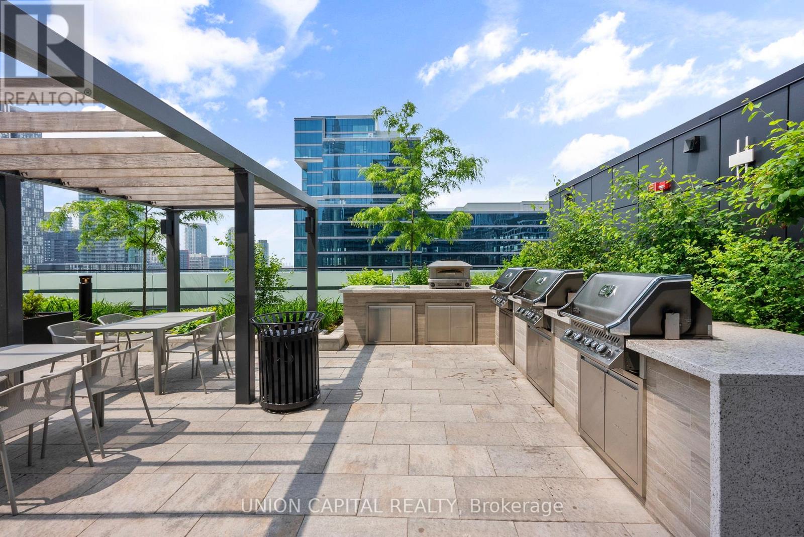 Photo 20 of 1510 480 Front Street W, Toronto ON