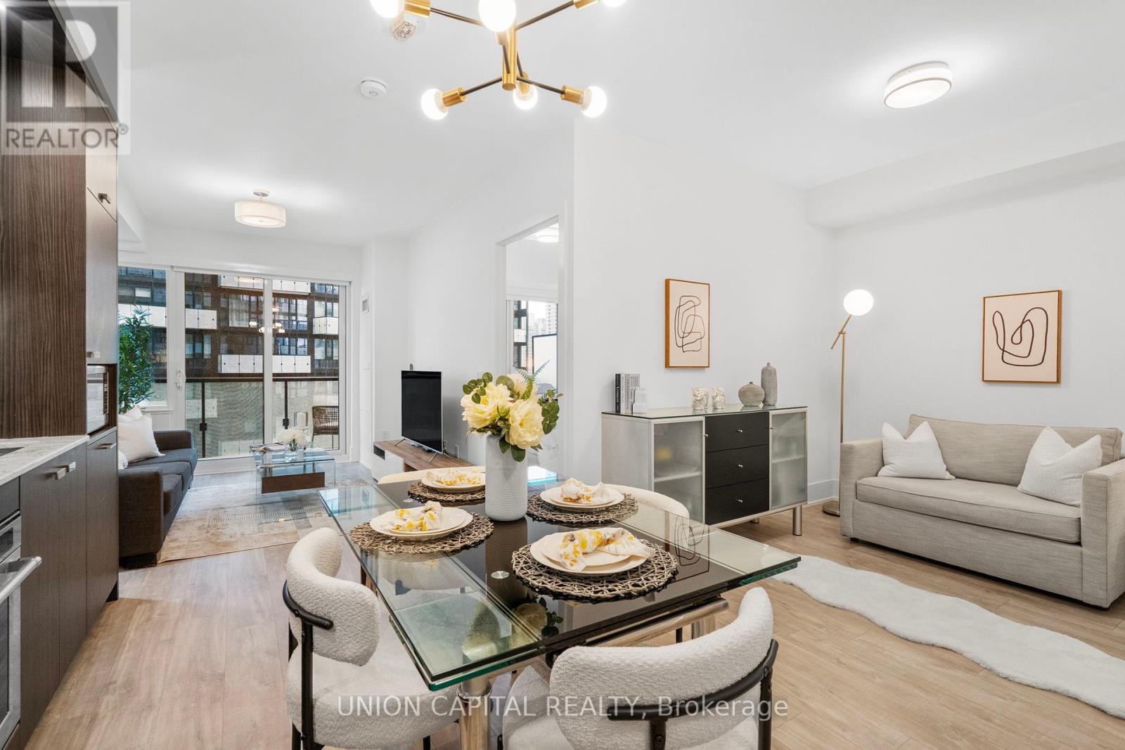 Photo 8 of 1510 480 Front Street W, Toronto ON