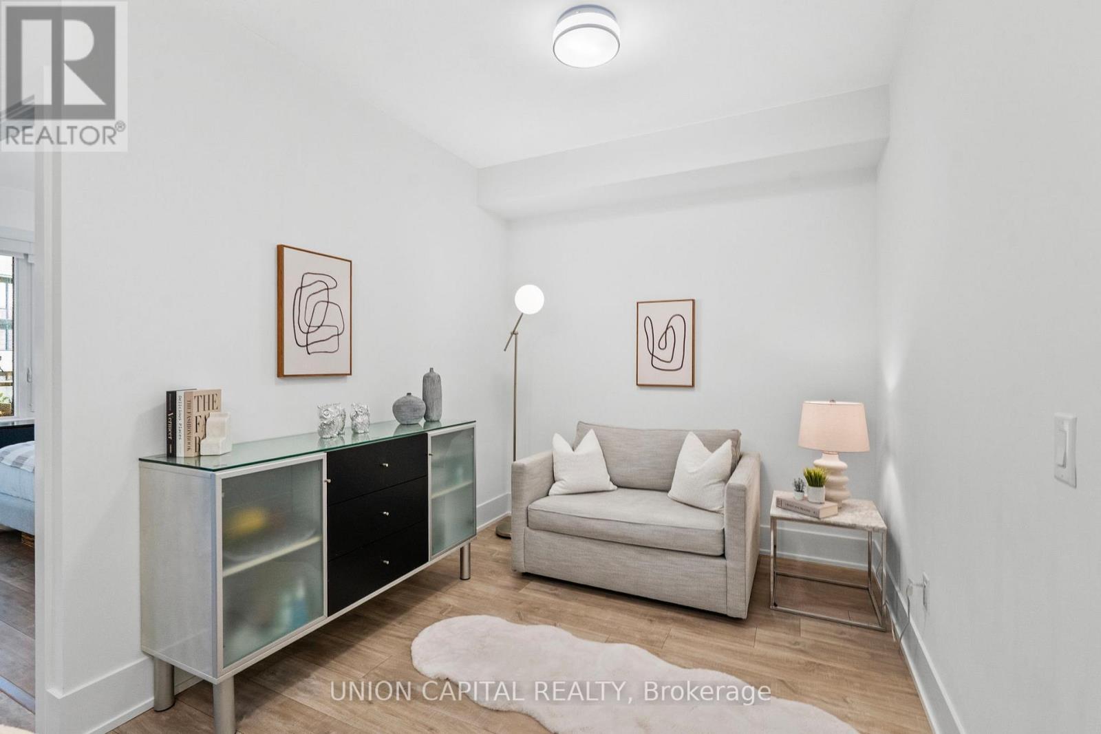 Photo 9 of 1510 480 Front Street W, Toronto ON