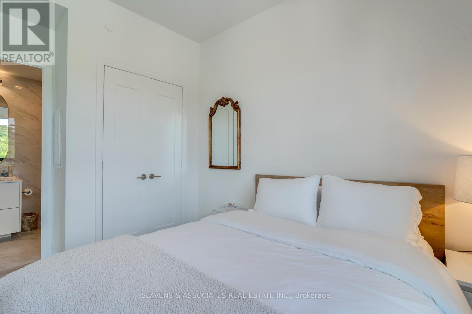 Photo 19 of 428 280 Howland Avenue, Toronto ON