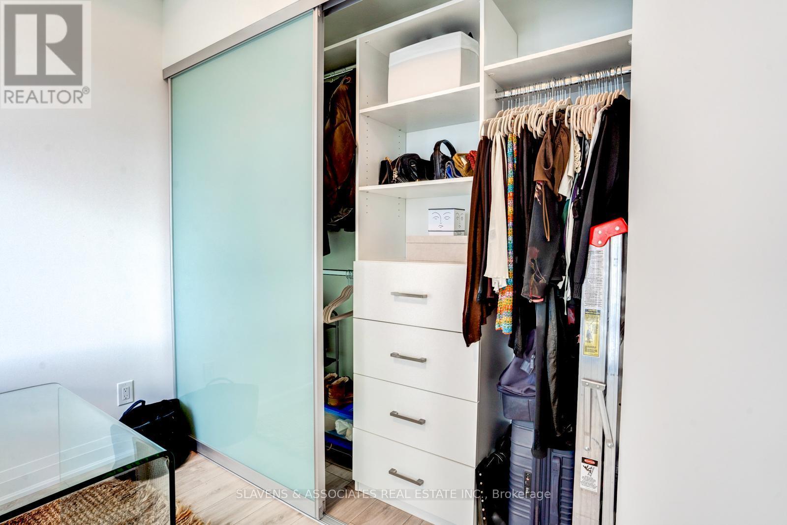 Photo 24 of 428 280 Howland Avenue, Toronto ON