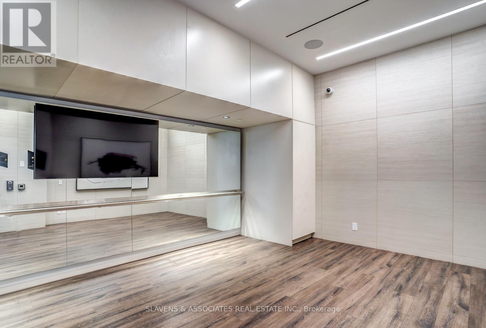 Photo 38 of 428 280 Howland Avenue, Toronto ON