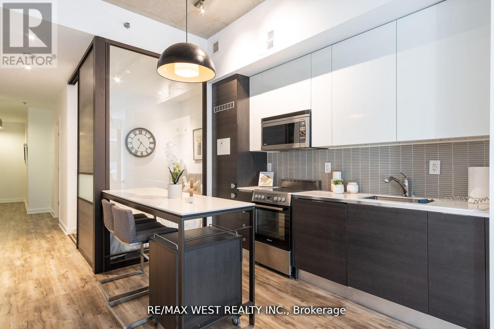 Photo 5 of 209 8 Dovercourt Road, Toronto ON