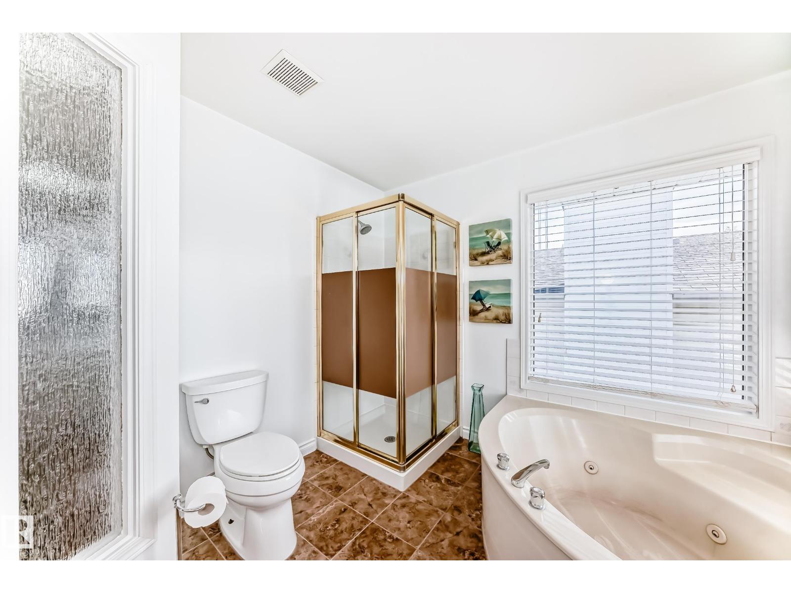 Photo 31 of 3155 36 Av Nw, Edmonton AB