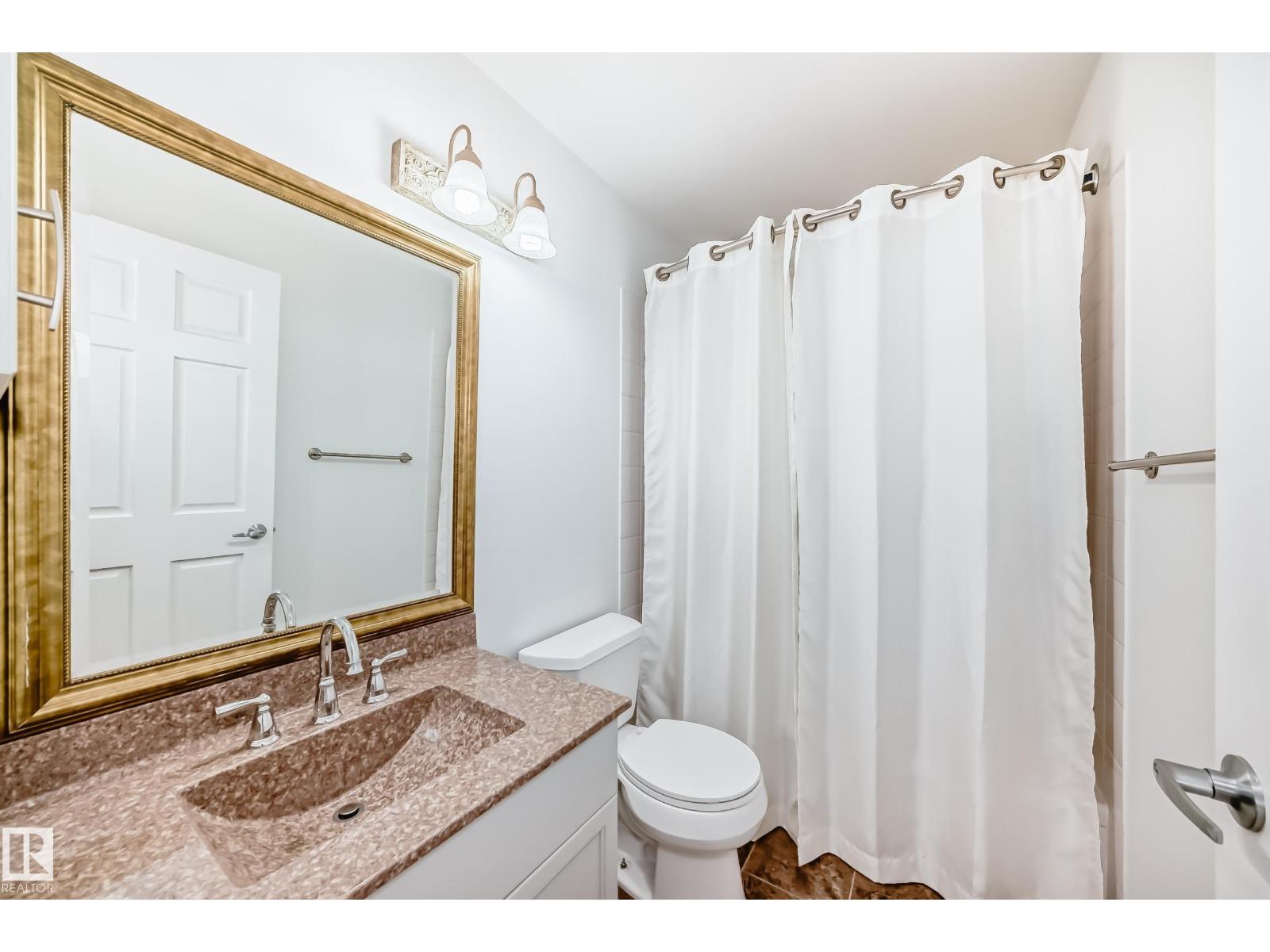 Photo 40 of 3155 36 Av Nw, Edmonton AB