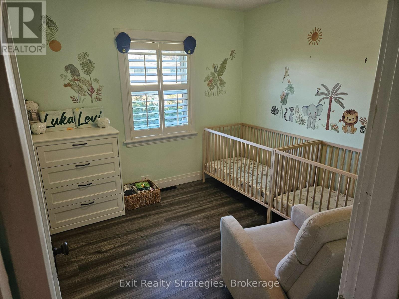 Photo 8 of 1709 King Street E, Hamilton ON