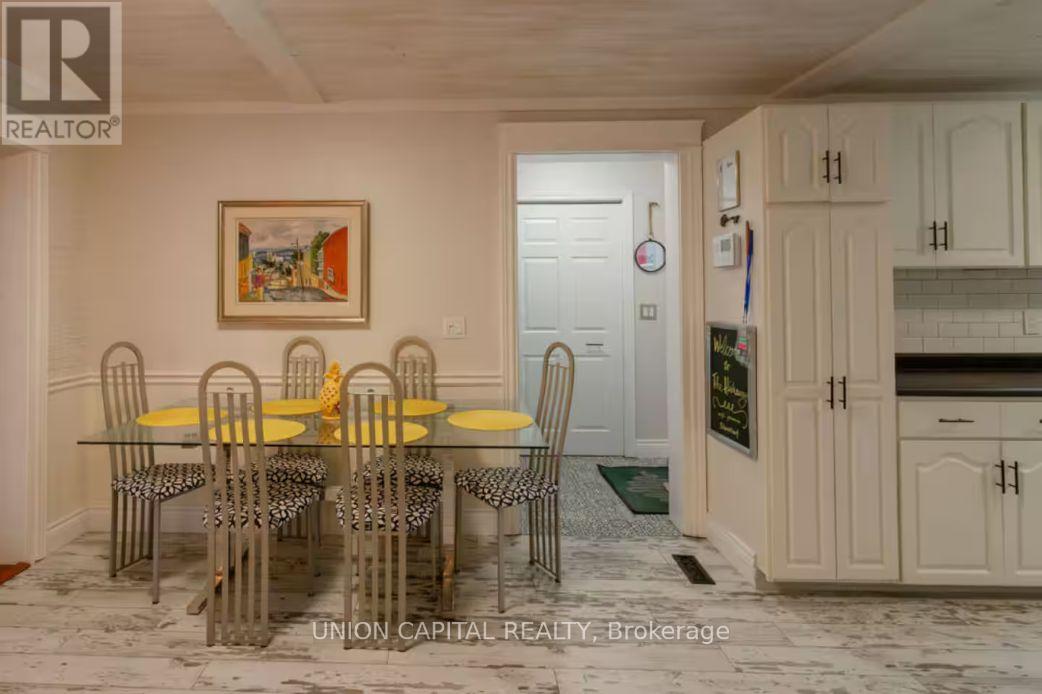 Photo 11 of 6 Bay Street, Prince Edward County ON