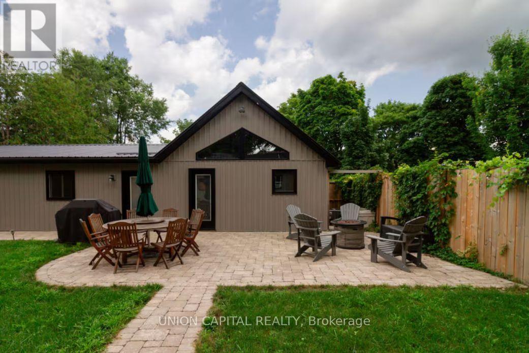 Photo 27 of 6 Bay Street, Prince Edward County ON