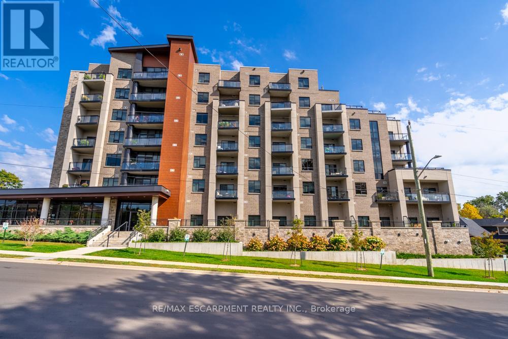 Photo 2 of 213 30 Hamilton Street S, Hamilton ON
