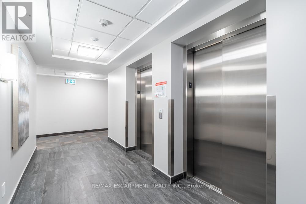 Photo 6 of 213 30 Hamilton Street S, Hamilton ON