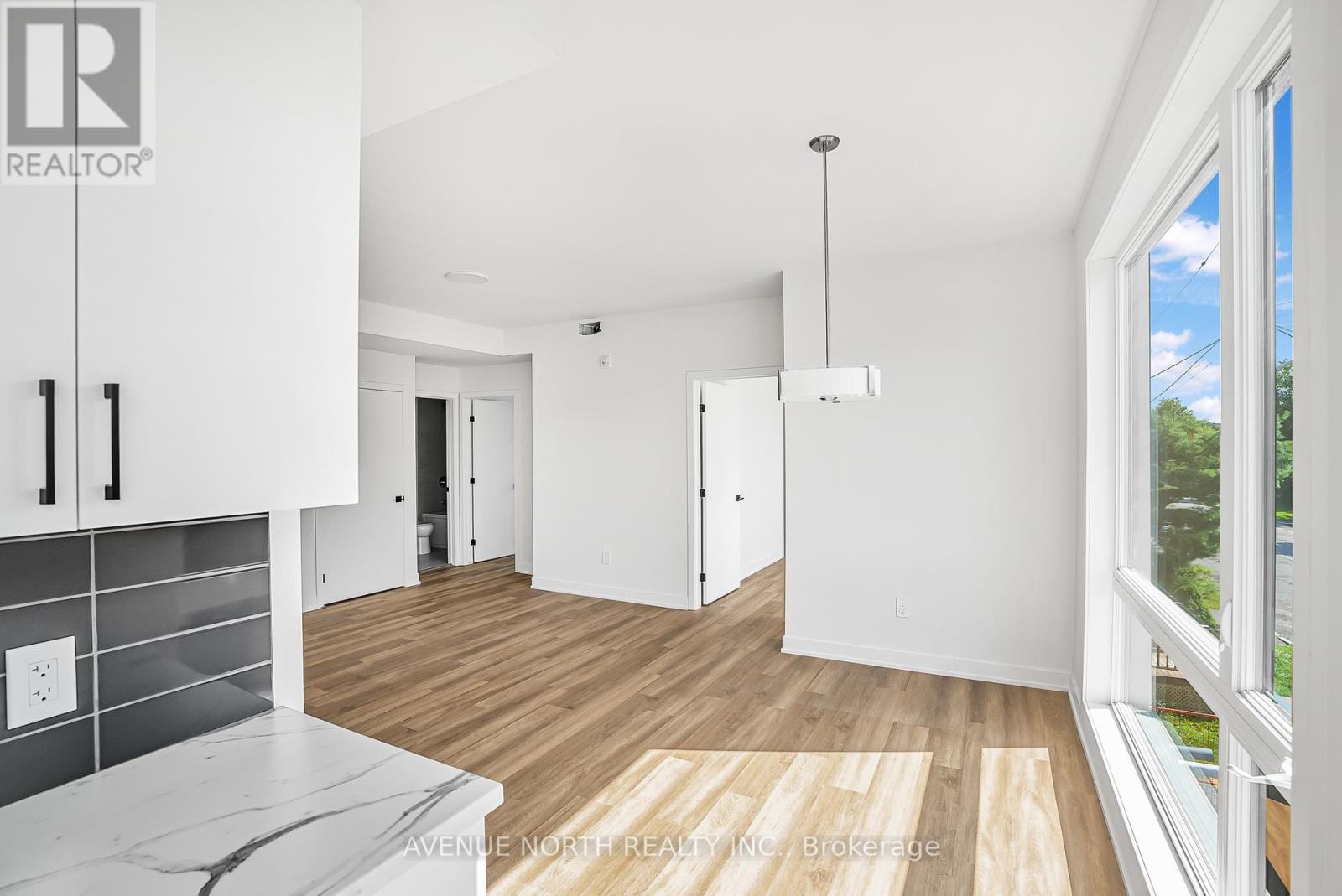 Photo 7 of 03 391 Dieppe Street, Ottawa ON