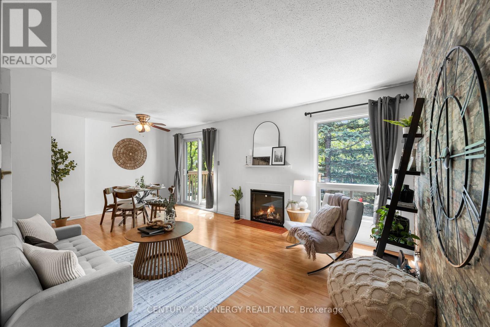Photo 6 of 8 400 Fenerty Court, Ottawa ON